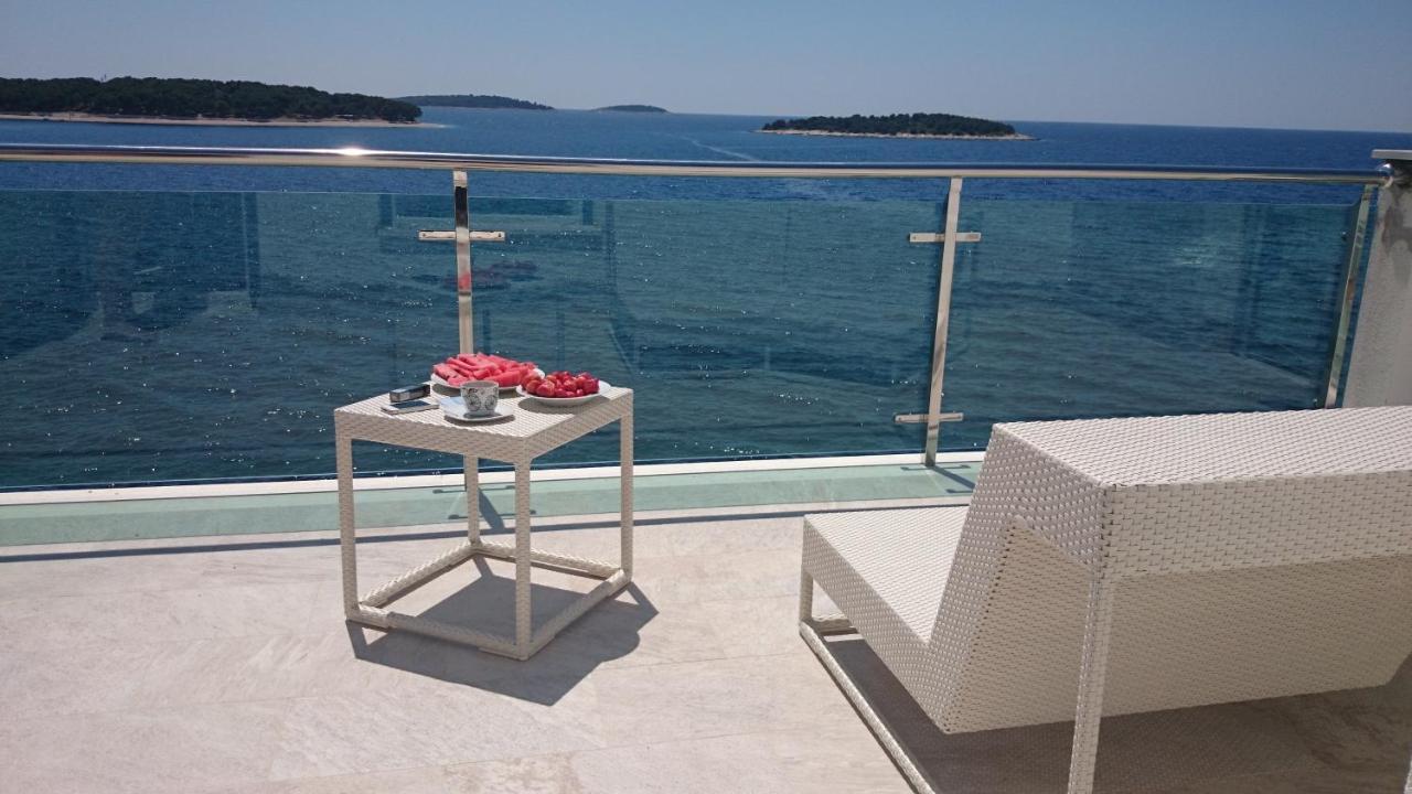 Primošten Apartments Toni Sea View المظهر الخارجي الصورة